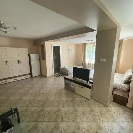 Apartment фамилна къща терзиеви -