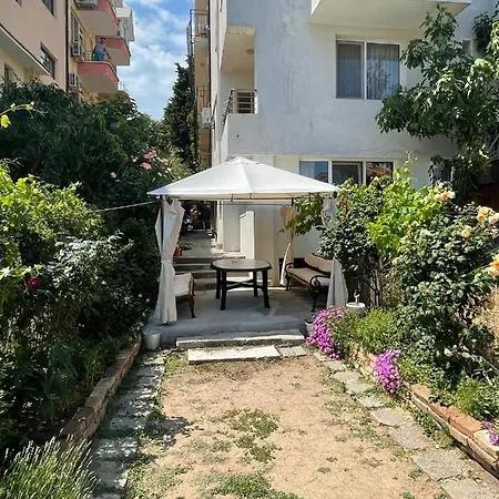 Appartement фамилна къща терзиеви - *